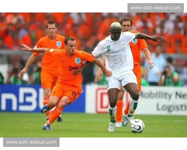 巅峰对决:当科特迪瓦“大象”遭遇加蓬“黑豹”,谁能主宰西非绿茵?